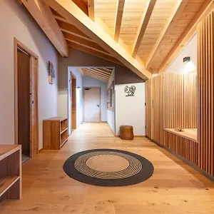  Appartement La Cour Aux Ecureuils France